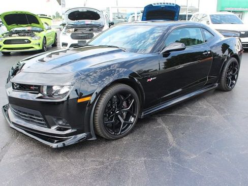 Used 2014 Chevrolet Camaro Z/28 RWD image 21