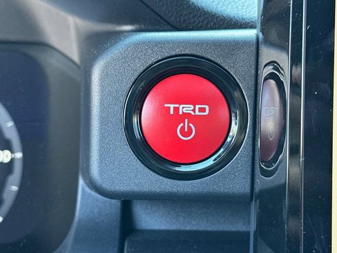 New 2026 Toyota 4Runner TRD Off-Road Premium AWD/4WD image 24