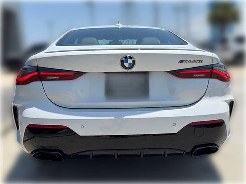Used 2022 BMW M440i Coupe w/ Premium Package RWD image 5