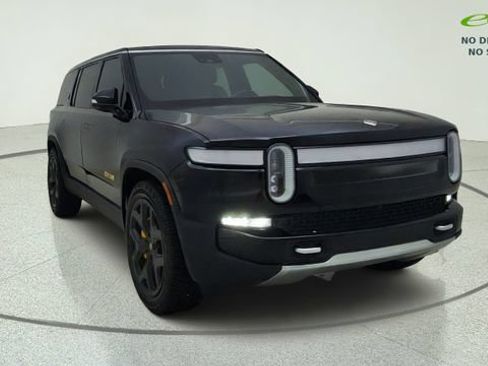 Used 2024 Rivian R1S Adventure AWD/4WD image 1