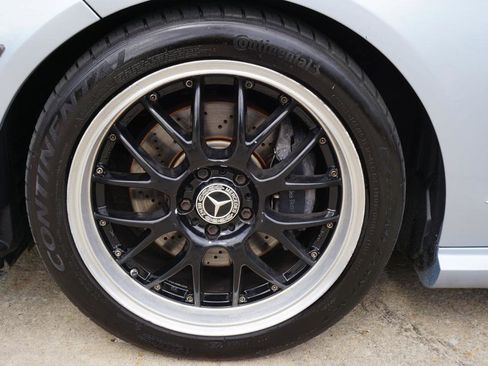 Used 2013 Mercedes-Benz E 350 BlueTEC Sedan image 9