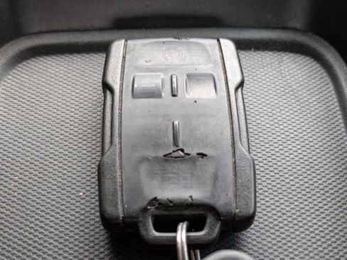 Used 2018 Chevrolet Silverado 1500 LT w/ All Star Edition image 30