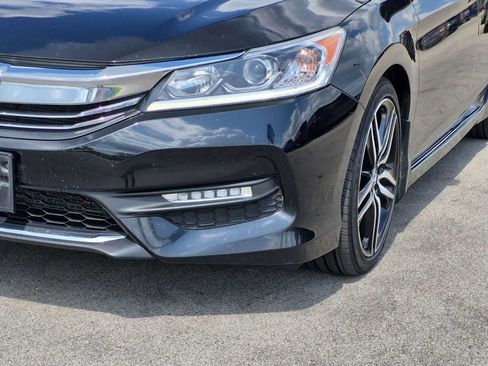 Certified 2017 Honda Accord Sport image 11