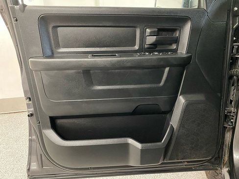 Used 2018 RAM 1500 Express image 19