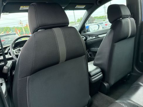 Used 2019 Honda Civic Sport image 19