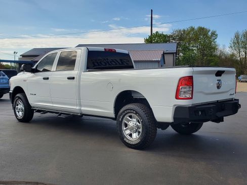 Used 2022 RAM 3500 Tradesman w/ Chrome Appearance Group AWD/4WD image 3