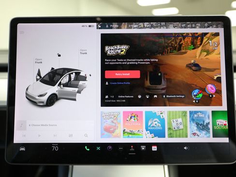 Used 2021 Tesla Model Y Long Range AWD/4WD image 69