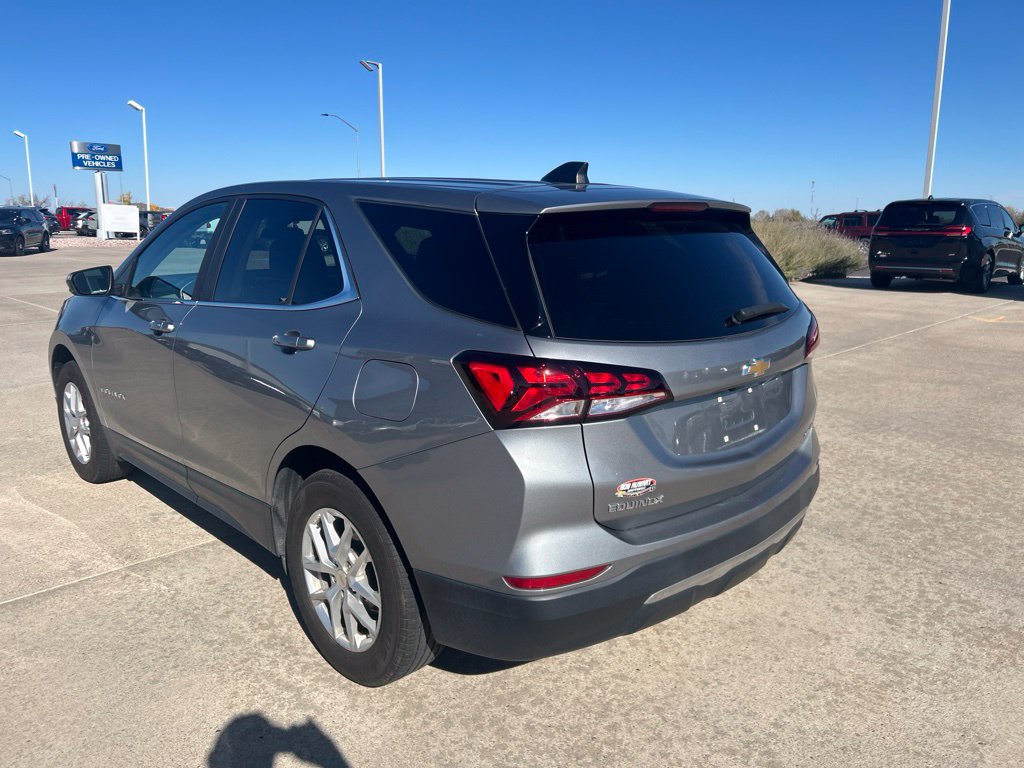 Used 2023 Chevrolet Equinox LT w/ LPO, Floor Liner Package AWD/4WD image 3