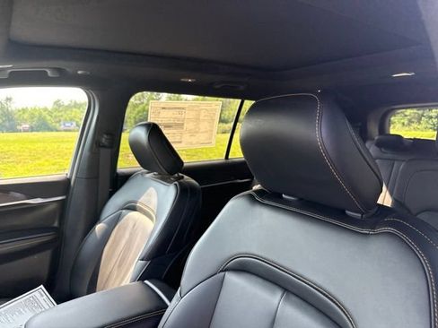 New 2026 Jeep Grand Cherokee L Limited AWD/4WD image 14