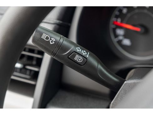 Used 2023 GMC Terrain SLE w/ Driver Convenience Package FWD image 20