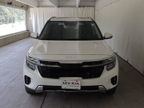 Used 2024 Kia Seltos SX w/ SX Sunroof Package AWD/4WD image 5