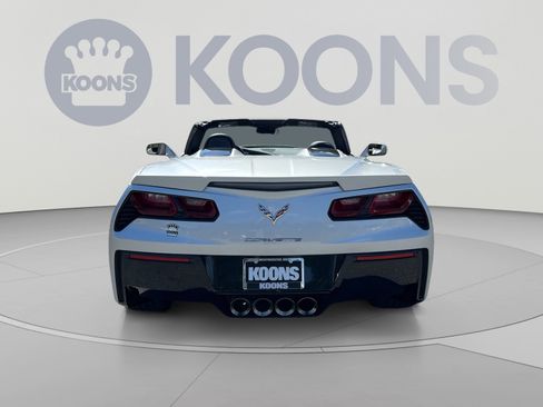 Used 2017 Chevrolet Corvette Stingray Convertible RWD image 5