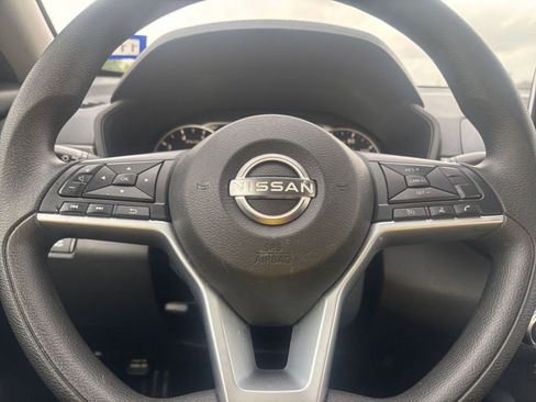 Used 2025 Nissan Altima 2.5 SV image 28