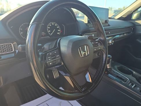 Used 2022 Honda Civic Sport image 9