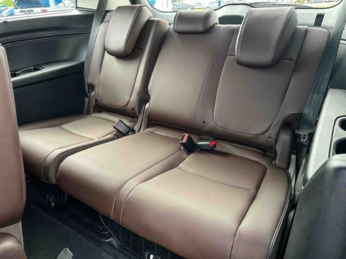 New 2026 Honda Odyssey Touring image 18