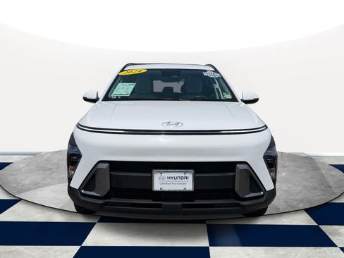 Certified 2024 Hyundai Kona SEL AWD/4WD image 2