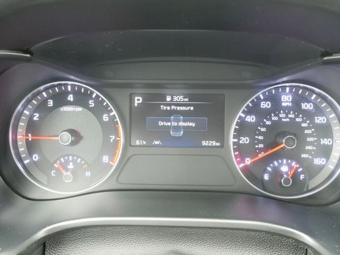 Used 2023 Kia Forte GT-Line w/ GT-Line Technology Package image 23