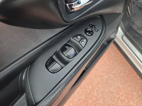 Used 2021 Nissan Murano SV AWD/4WD image 11