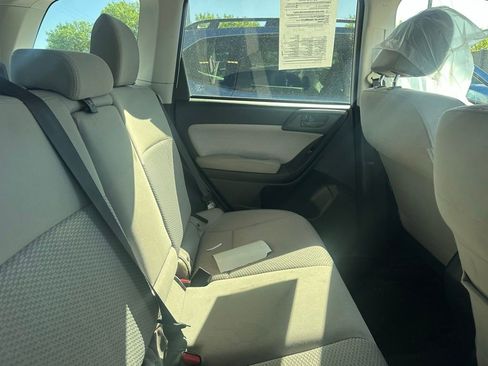 Used 2017 Subaru Forester 2.5i Premium w/ All-Weather Package AWD/4WD image 11