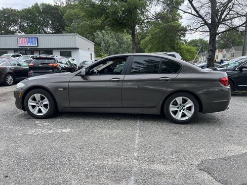 Used 2013 BMW 528i xDrive Sedan AWD/4WD image 9