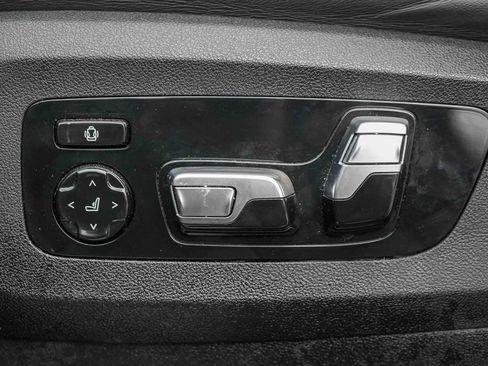 Used 2023 BMW X5 M w/ Executive Package image 23