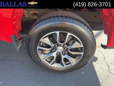 Certified 2022 Chevrolet Silverado 1500 LT AWD/4WD image 27