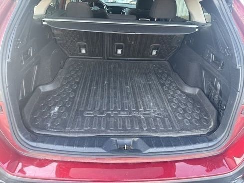 Used 2021 Subaru Outback Premium image 24