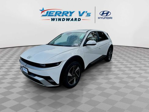 New 2026 Hyundai Ioniq 5 SE image 4