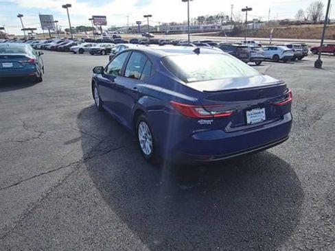 Used 2026 Toyota Camry LE w/ Convenience Package image 7