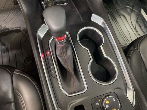 Used 2023 Chevrolet Traverse RS w/ LPO, Floor Liner Package image 22