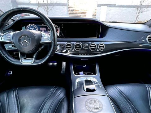 Used 2017 Mercedes-Benz S 63 AMG AMG S 63 image 19