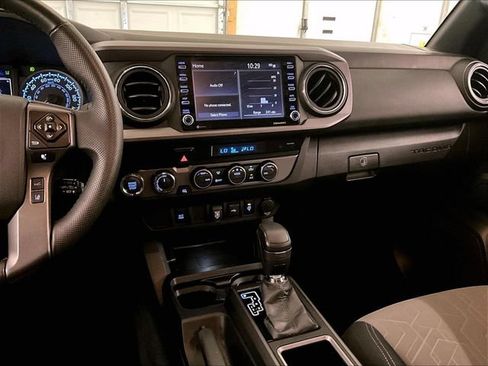Used 2023 Toyota Tacoma TRD Off-Road AWD/4WD image 6