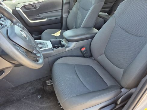 Certified 2025 Toyota RAV4 LE image 16