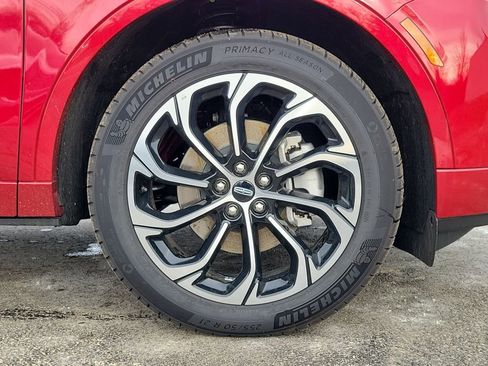 New 2026 Lincoln Nautilus Reserve image 9