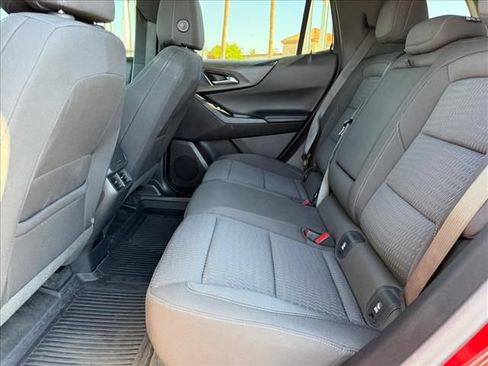 Used 2025 Chevrolet Equinox LT FWD image 7