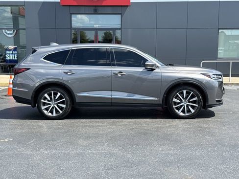 Used 2025 Acura MDX w/ Technology Package FWD image 2