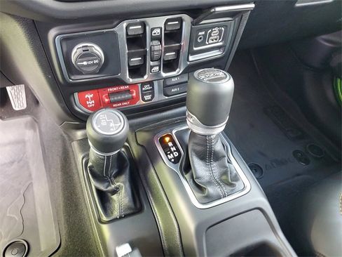 Used 2025 Jeep Wrangler Unlimited Rubicon 392 image 29