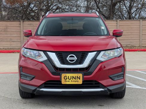 Used 2017 Nissan Rogue SV image 7