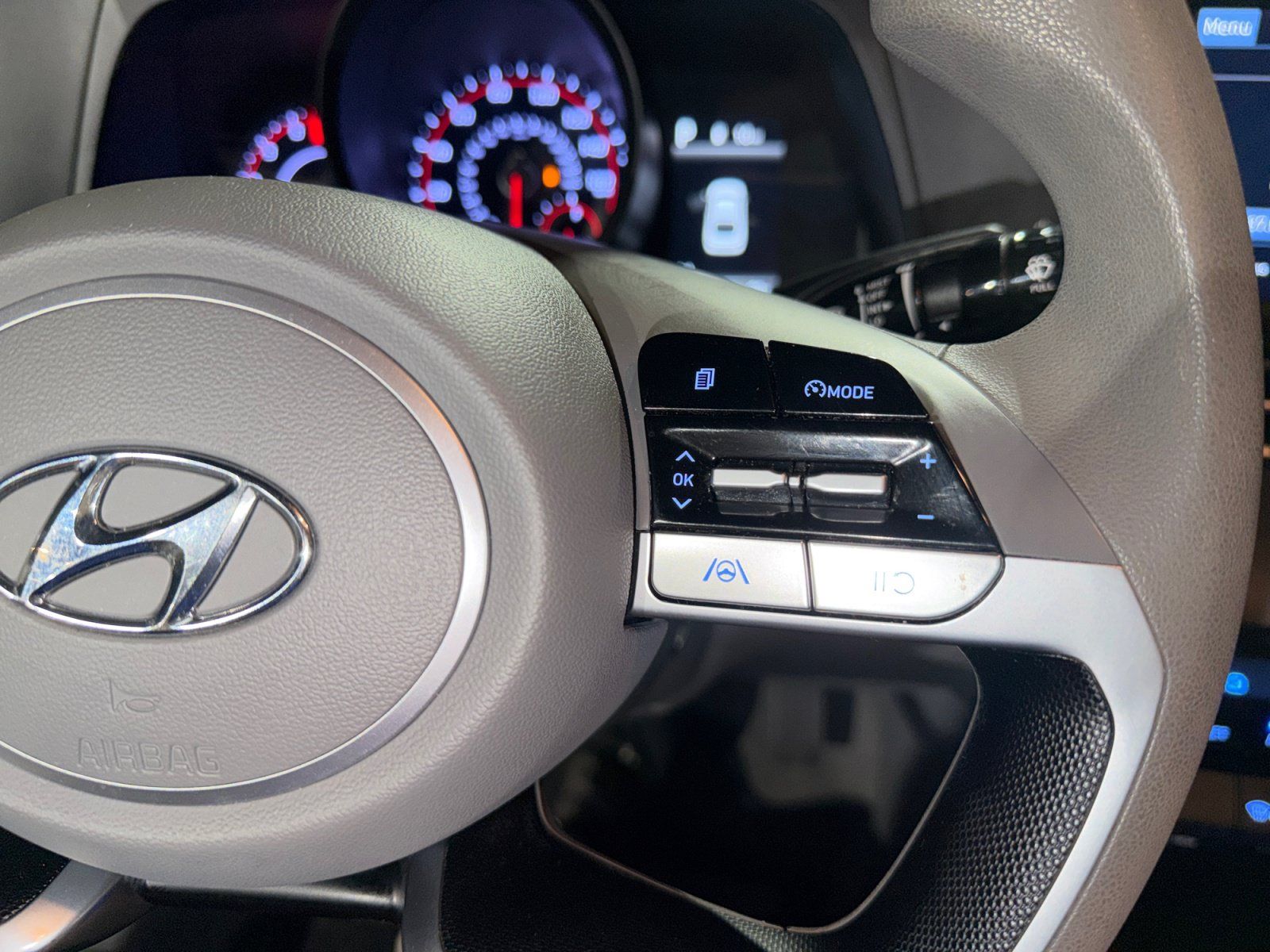 Used 2021 Hyundai Elantra SEL FWD image 18