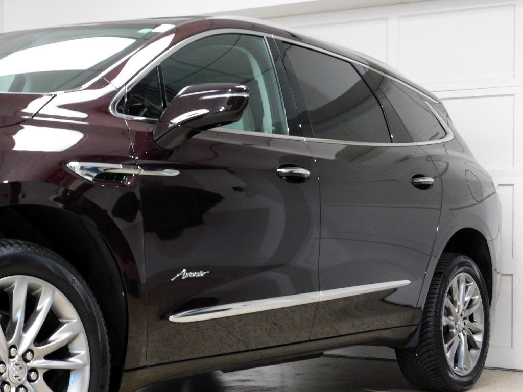 Used 2024 Buick Enclave Avenir AWD/4WD image 13