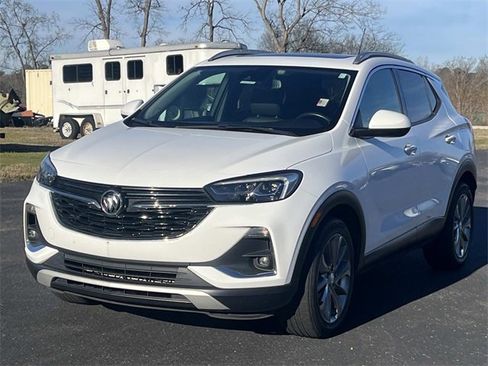 Used 2021 Buick Encore GX Essence w/ Experience Buick Package image 1