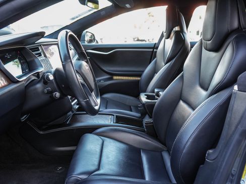 Used 2018 Tesla Model S 75D image 18