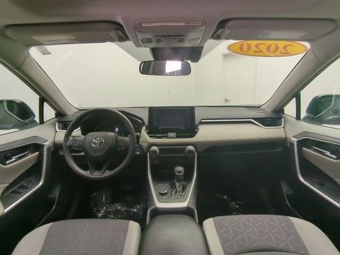 Used 2020 Toyota RAV4 XLE w/ Convenience Package image 20