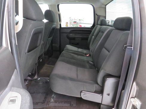 Used 2013 GMC Sierra 2500 SLE w/ SLE Preferred Package image 11