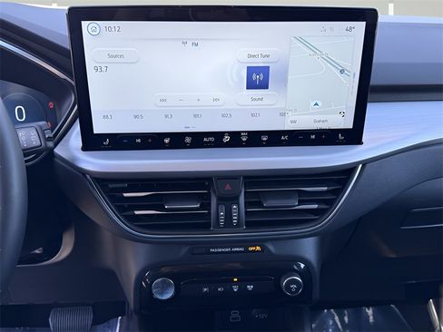 Used 2025 Ford Escape SE w/ PHEV Premium Package image 25