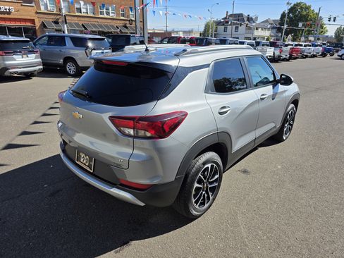 Used 2025 Chevrolet TrailBlazer LT image 31