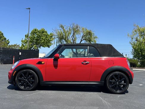 Used 2012 MINI Cooper Convertible FWD image 9