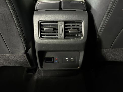 Used 2023 Nissan Rogue SL w/ SL Premium Package FWD image 17
