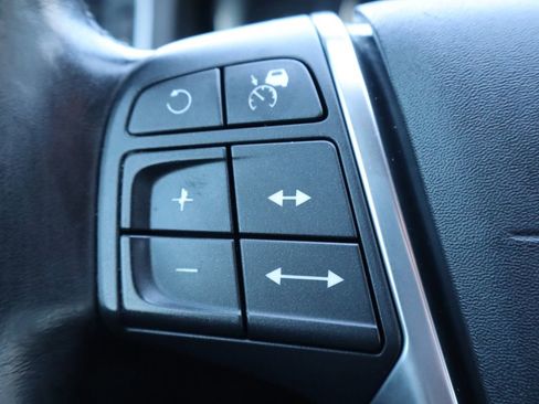 Used 2015 Volvo V60 T5 Platinum image 30