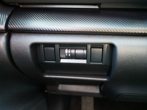 Used 2024 Subaru Crosstrek 2.0i Premium image 26